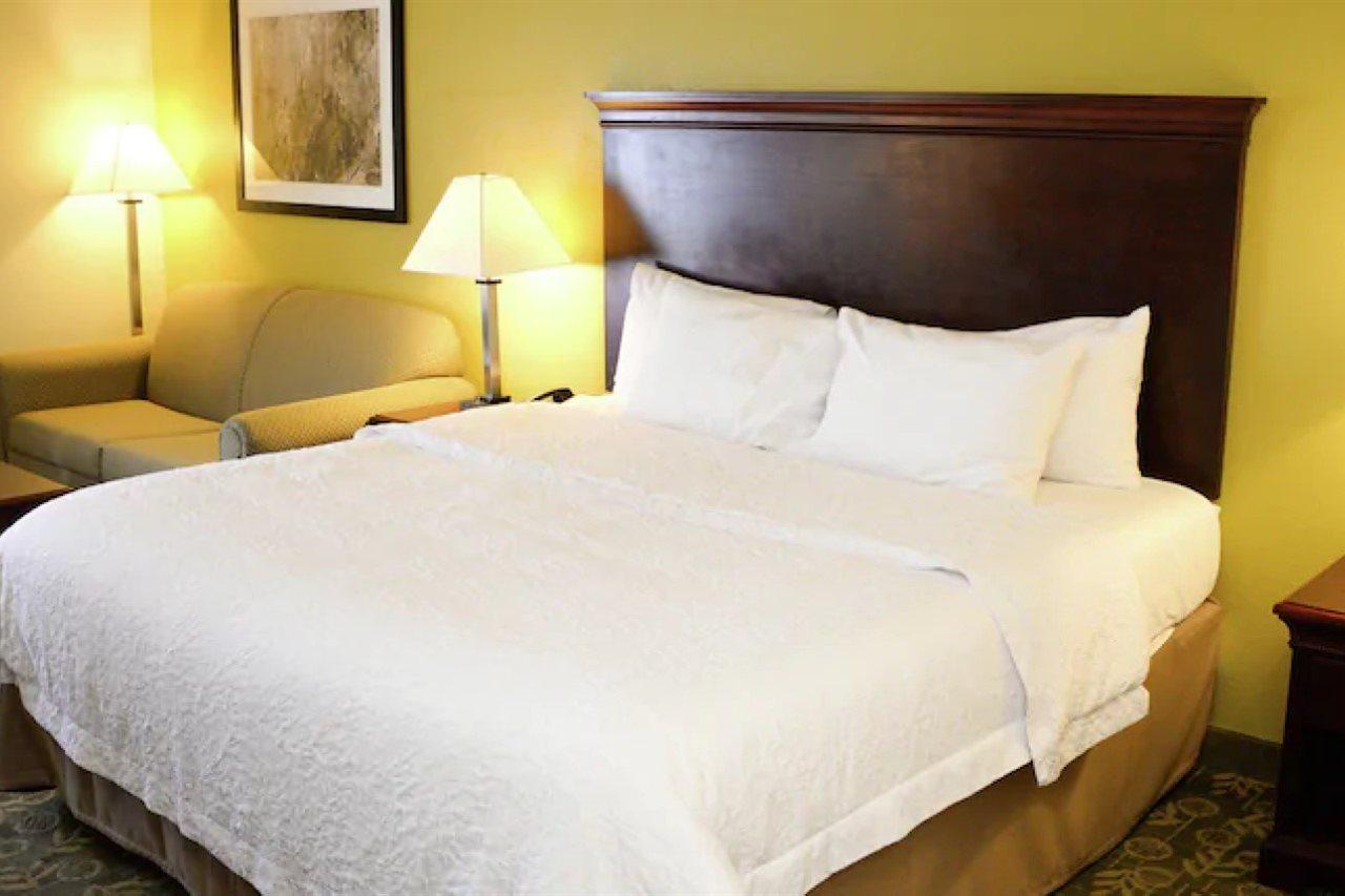 Hampton Inn Frankfort Exterior photo