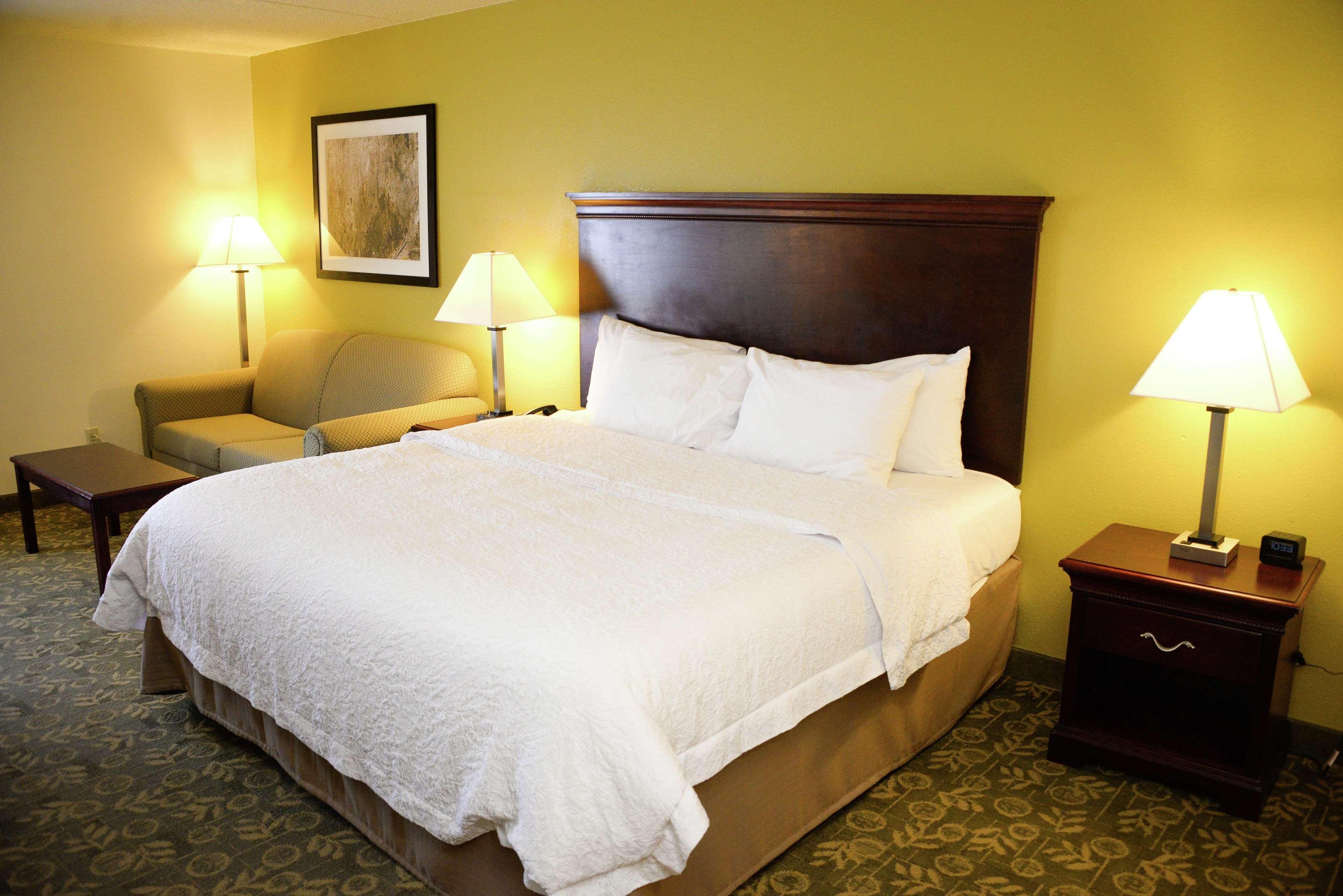 Hampton Inn Frankfort Exterior photo